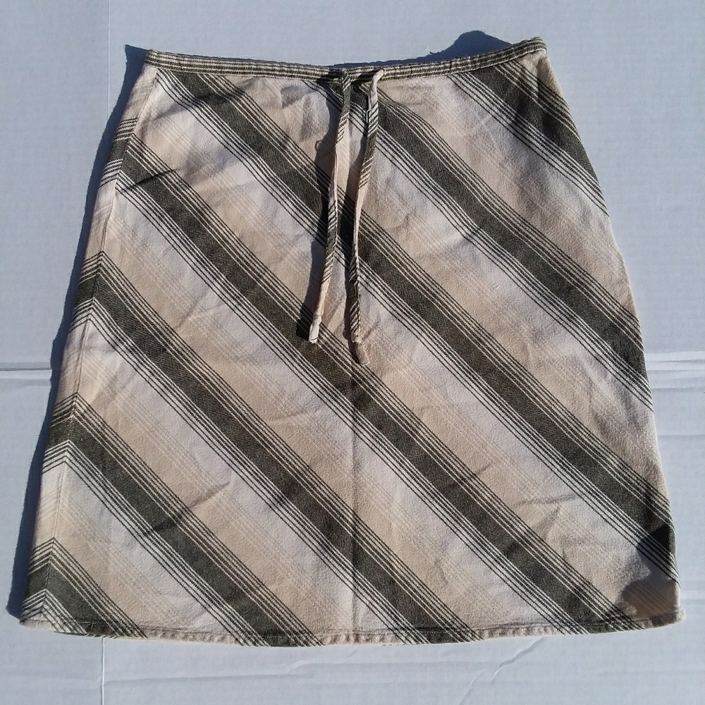 Old Navy striped ivory | gray skirt size 8